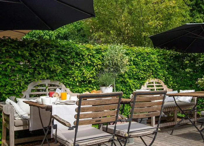 Zenzez Hotel & Lounge